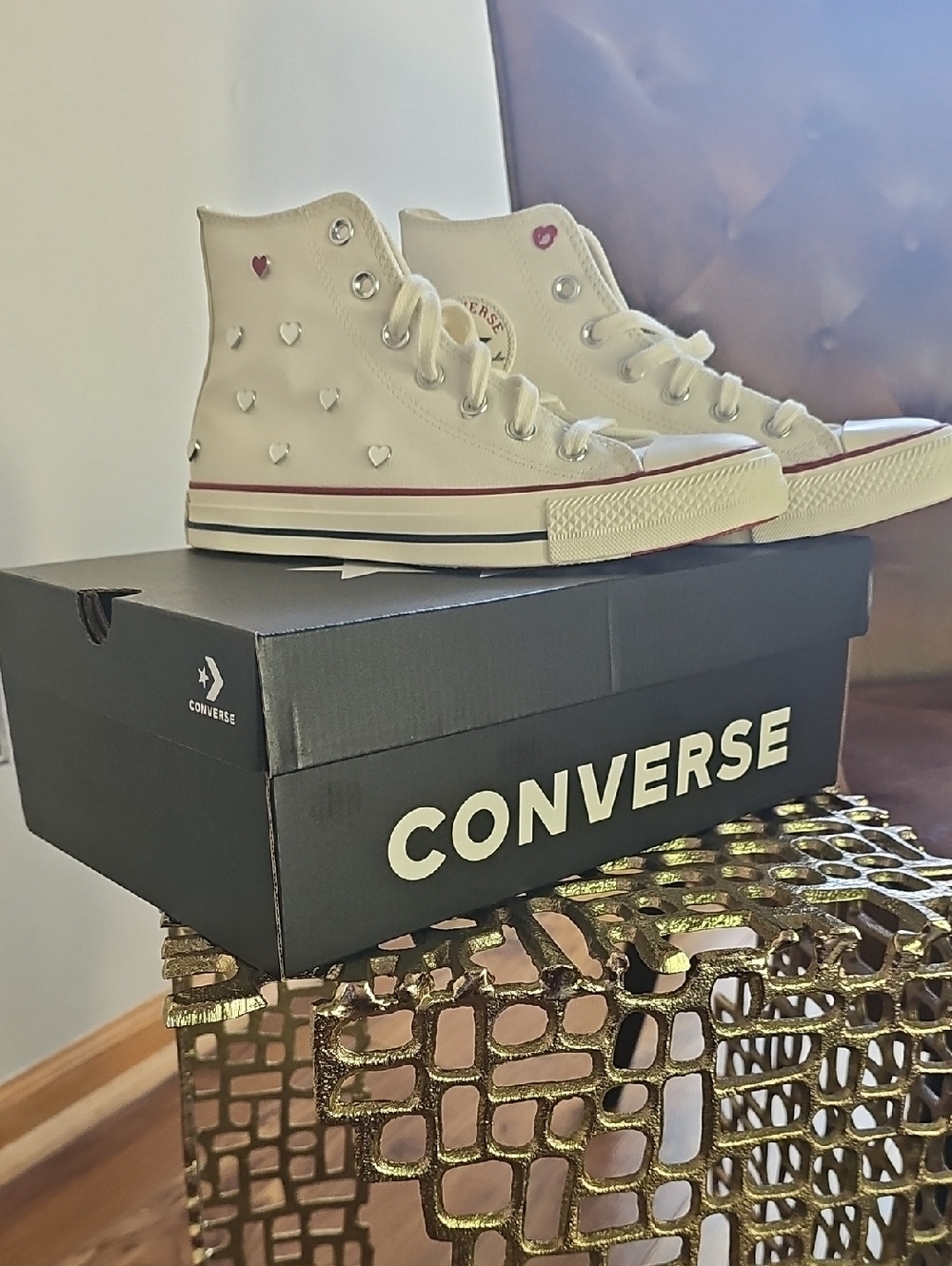 Brand-New Custom Converse White High-Top Sneakers with Red Accent Hearts - Picture 2 of 5